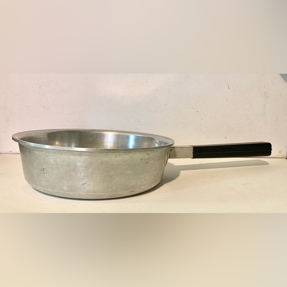 Regal USA 1 QT Sauce Pan No Lid